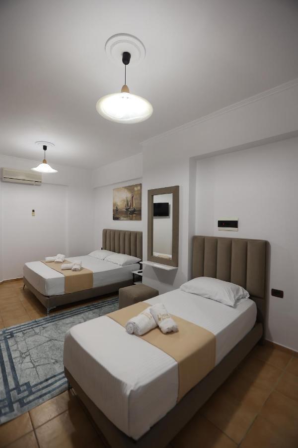 Hotel De Ksamil Buitenkant foto
