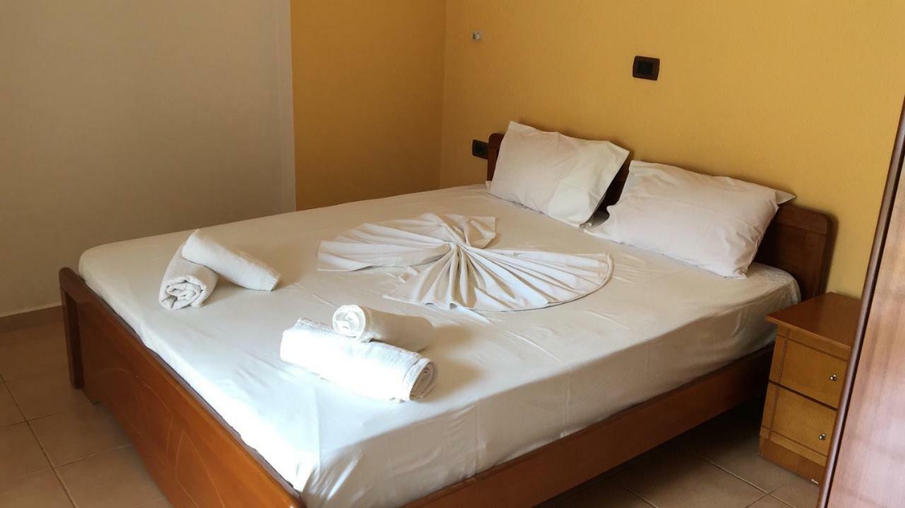 Hotel De Ksamil Buitenkant foto